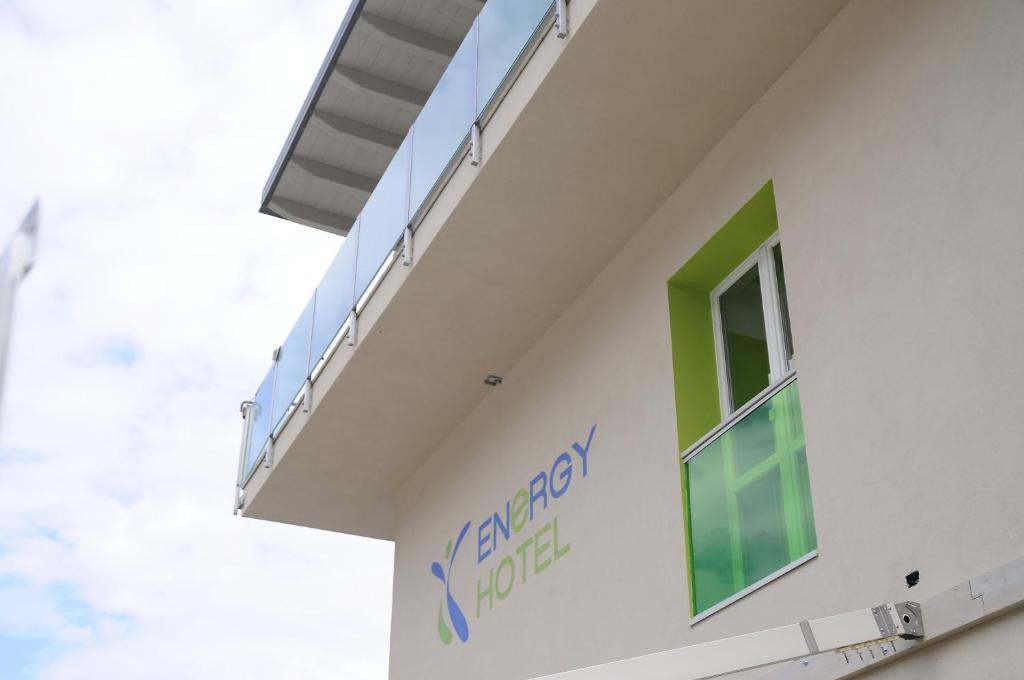 Energy Hotel Calceranica al Lago Bagian luar foto