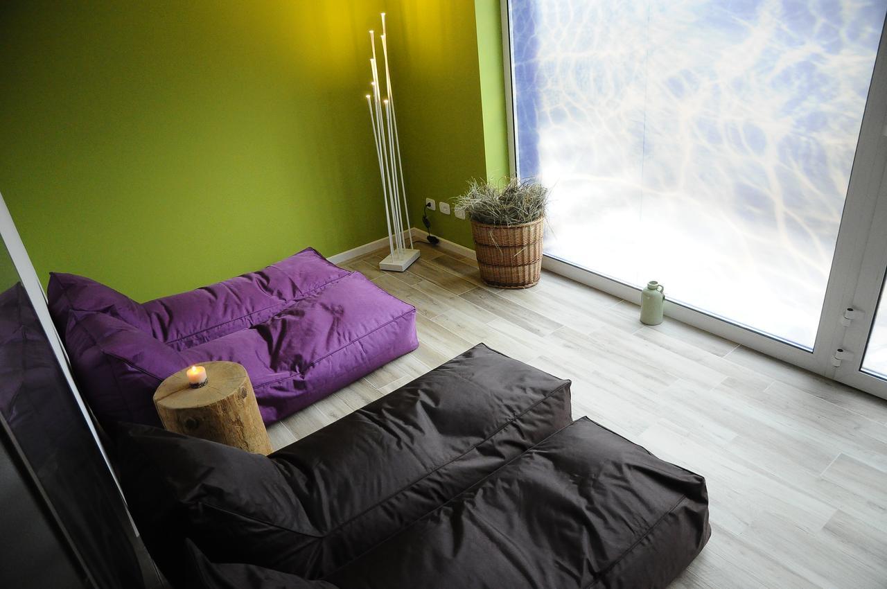 Energy Hotel Calceranica al Lago Bagian luar foto