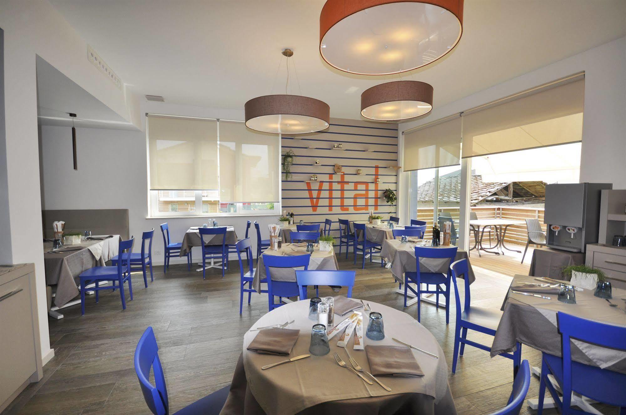 Energy Hotel Calceranica al Lago Bagian luar foto