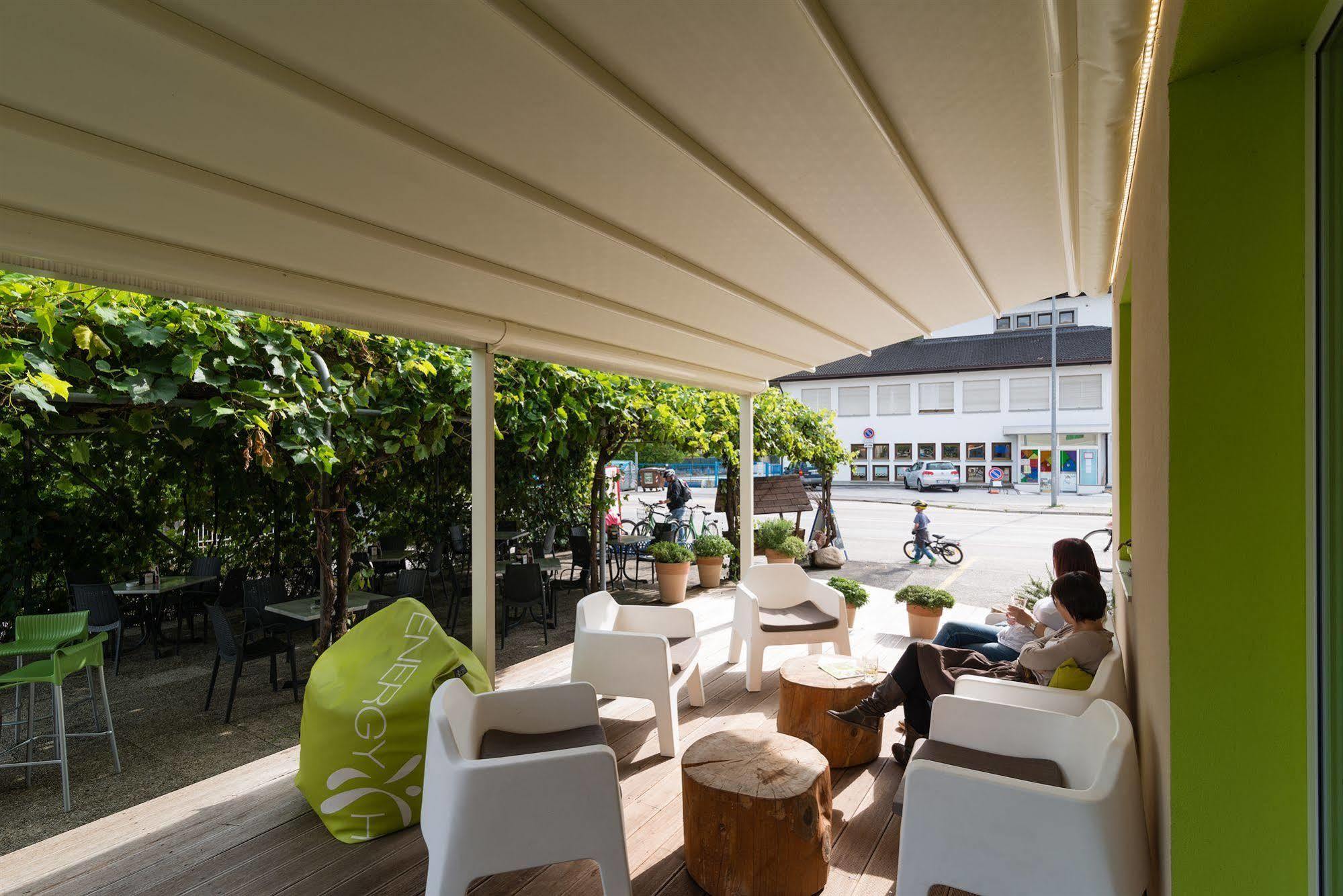 Energy Hotel Calceranica al Lago Bagian luar foto